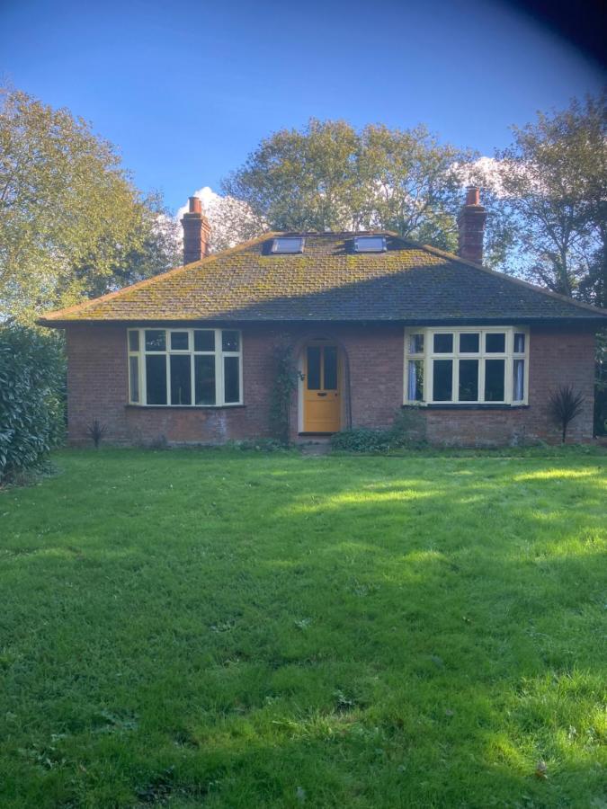 Woodland Retreat, Market Lane, Blundeston, Lowestoft Exteriör bild