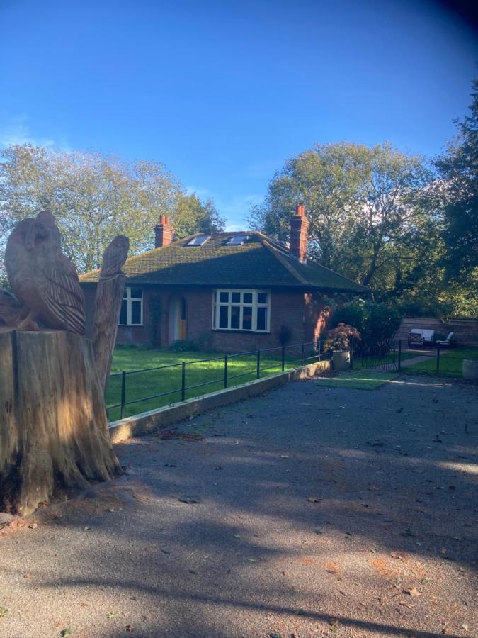 Woodland Retreat, Market Lane, Blundeston, Lowestoft Exteriör bild
